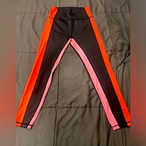 Wilo Color Block leggings Black Pink & Orange size Medium